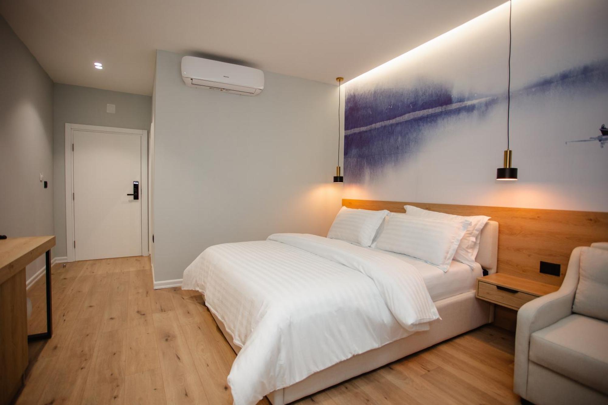 Oro Inn Hotel Shkoder Ngoại thất bức ảnh