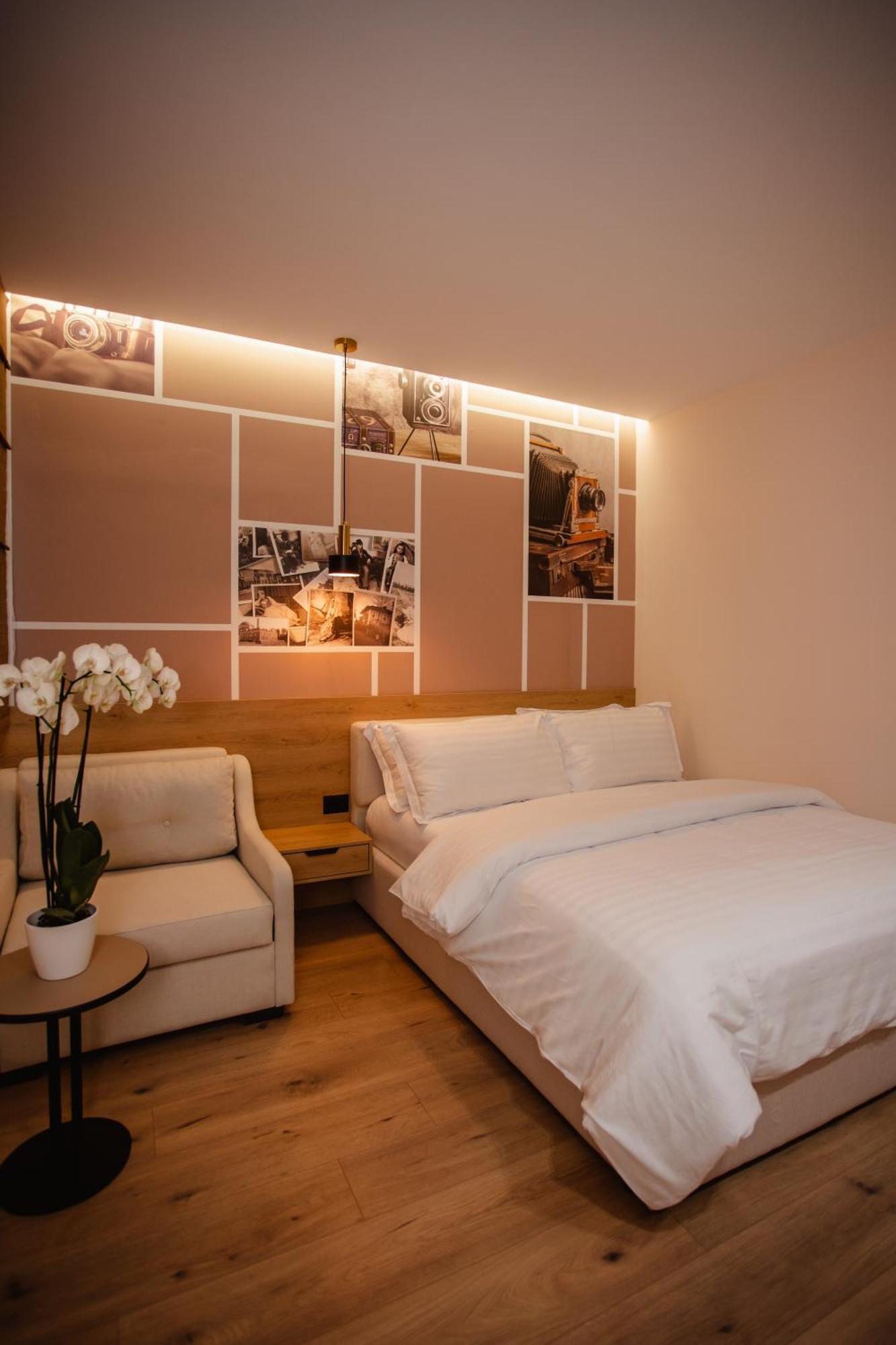 Oro Inn Hotel Shkoder Ngoại thất bức ảnh