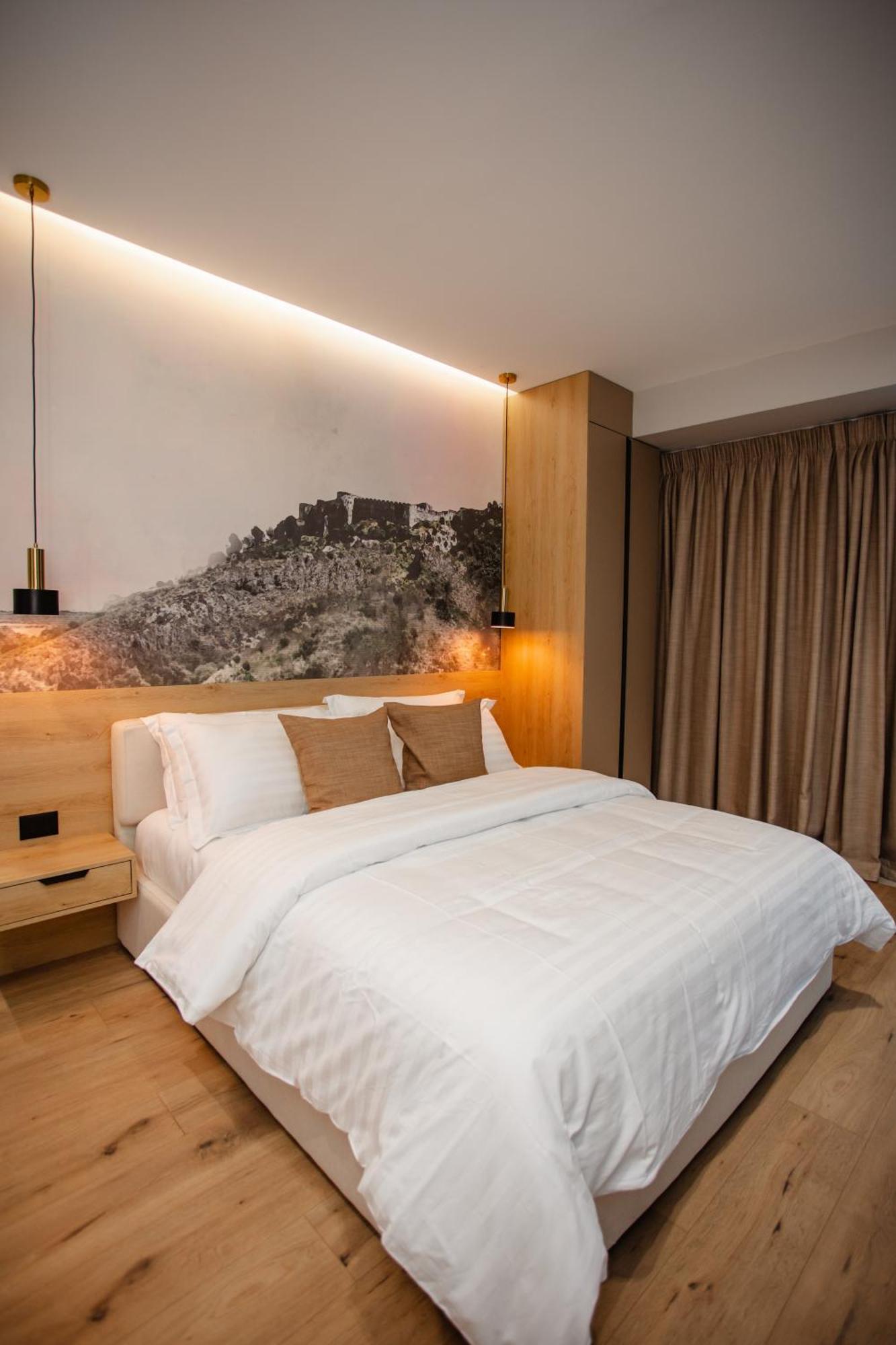 Oro Inn Hotel Shkoder Ngoại thất bức ảnh